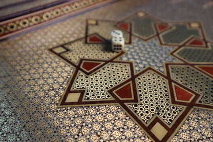 طاولي + شطرنج قطعة فنية للاقتناء - حجم كبير