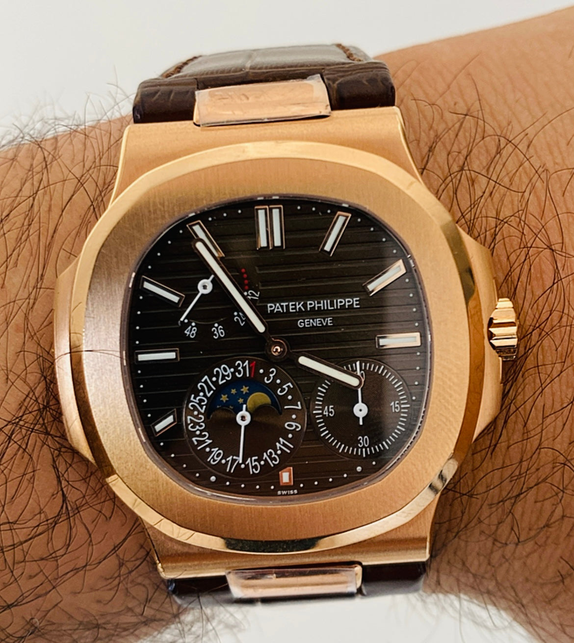 باتيك فيليب نوتلس ٥٧١٢ كلين طبق الأصل - لا يمكن تميزها ها - حبة واحدة فقط