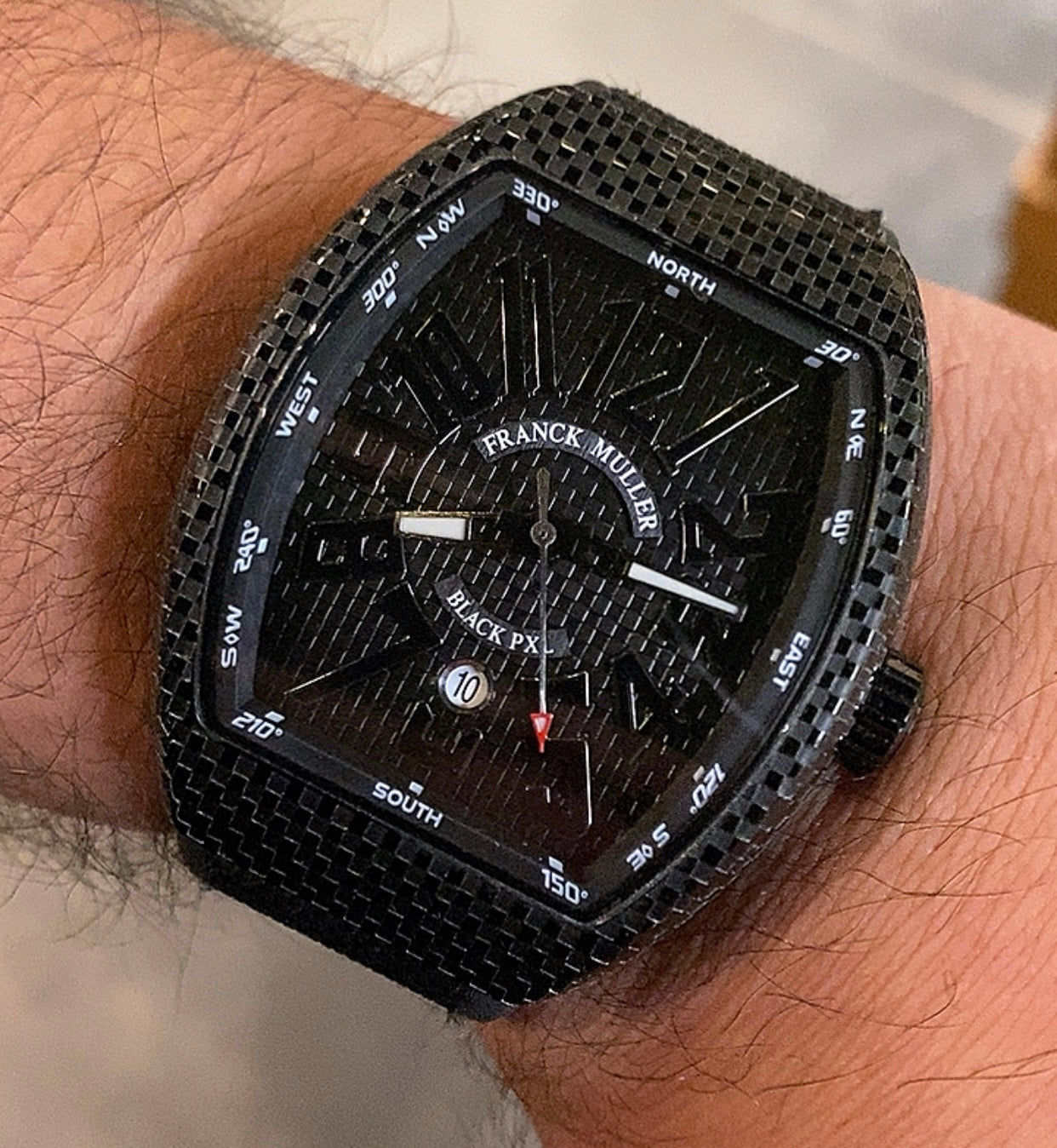 فرانك مولر كاربون فايبر- حبة واحدة كلين طبق الأصل