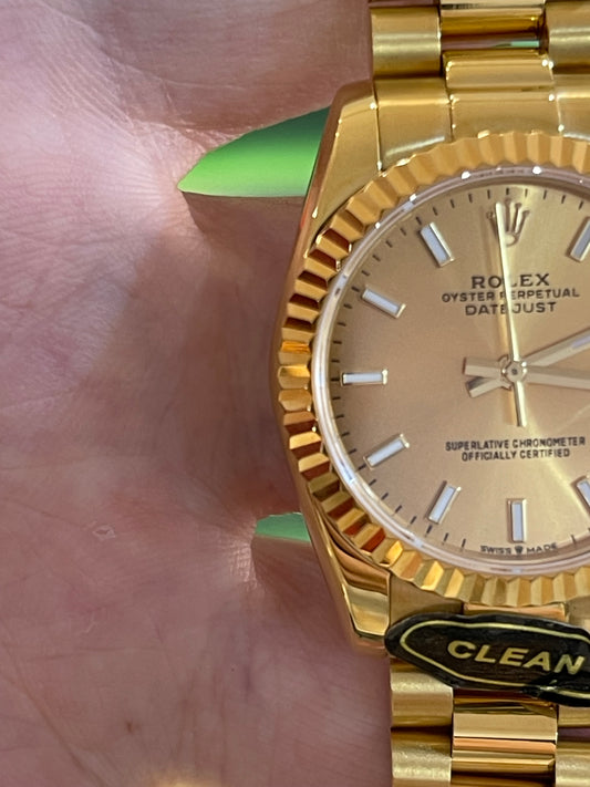 رولكس نسائي كلين طبق الأصل فل جولد طلاء ١٨ نفس لون السبيكه