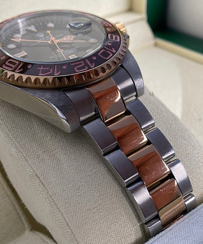 رولكس جي أم تي رووت بيير  اصدار ٢٠٢٤ جراند ماستر - مستعملة بحالة الجديد وياها حافظة جلد من رولكس