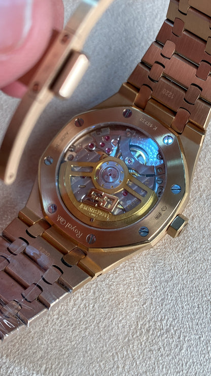 AP Royal Oak - رويال اوك روز جولد مينا اسود كلين
