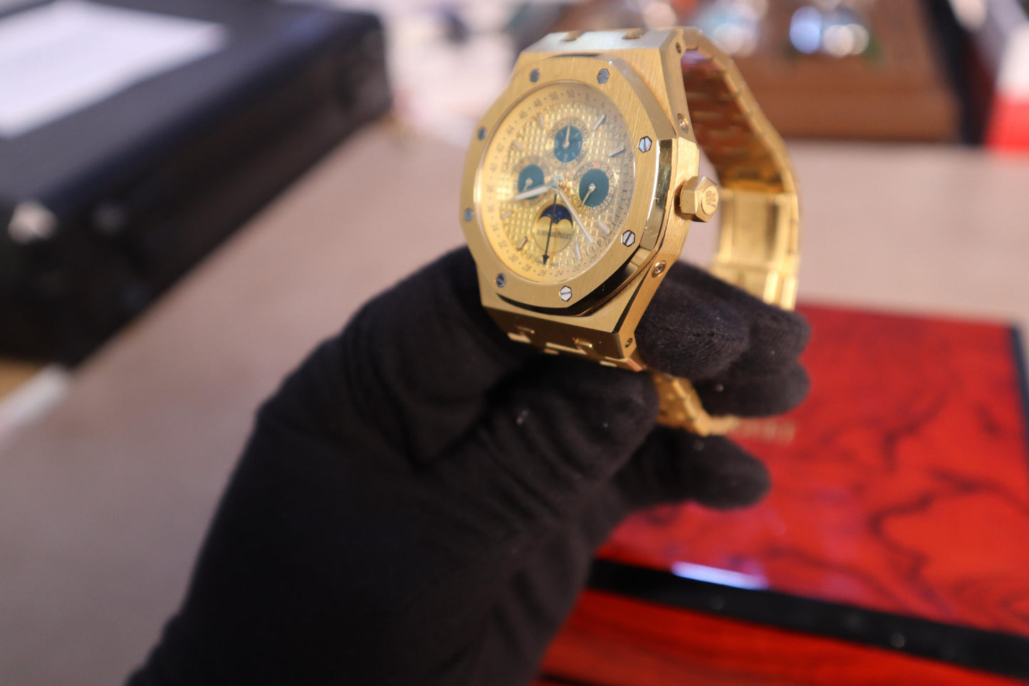 AP ROYALOAK - اي بي رويال اوك بربتشوال كاليندر