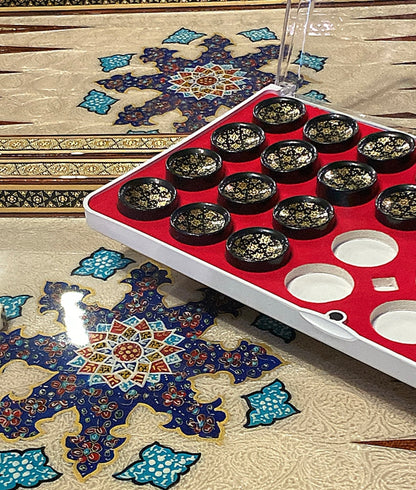 طاولي و شطرنج صناعة يدوي - تحفة فنية متوفر حبة واحدة من هذا التصميم فقط