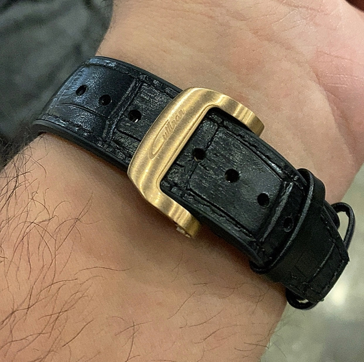 كولينان كازينو أصلية - متبقي من الكفالة 9 أشهر ( متوفرة الآن في عمان ) السعر بالأردني ٤٠٠ دينار