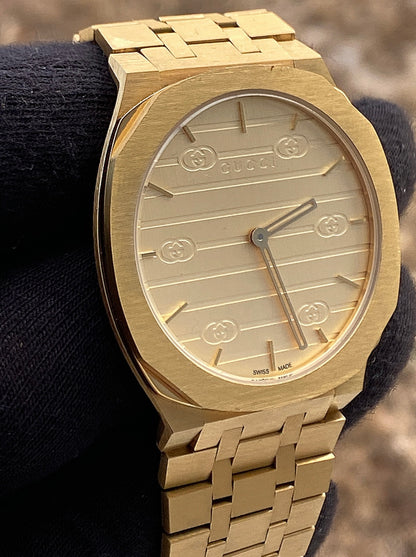 Gucci G-Timeless - جراند ماستر طبق الأصل و الوزن و الأبعاد