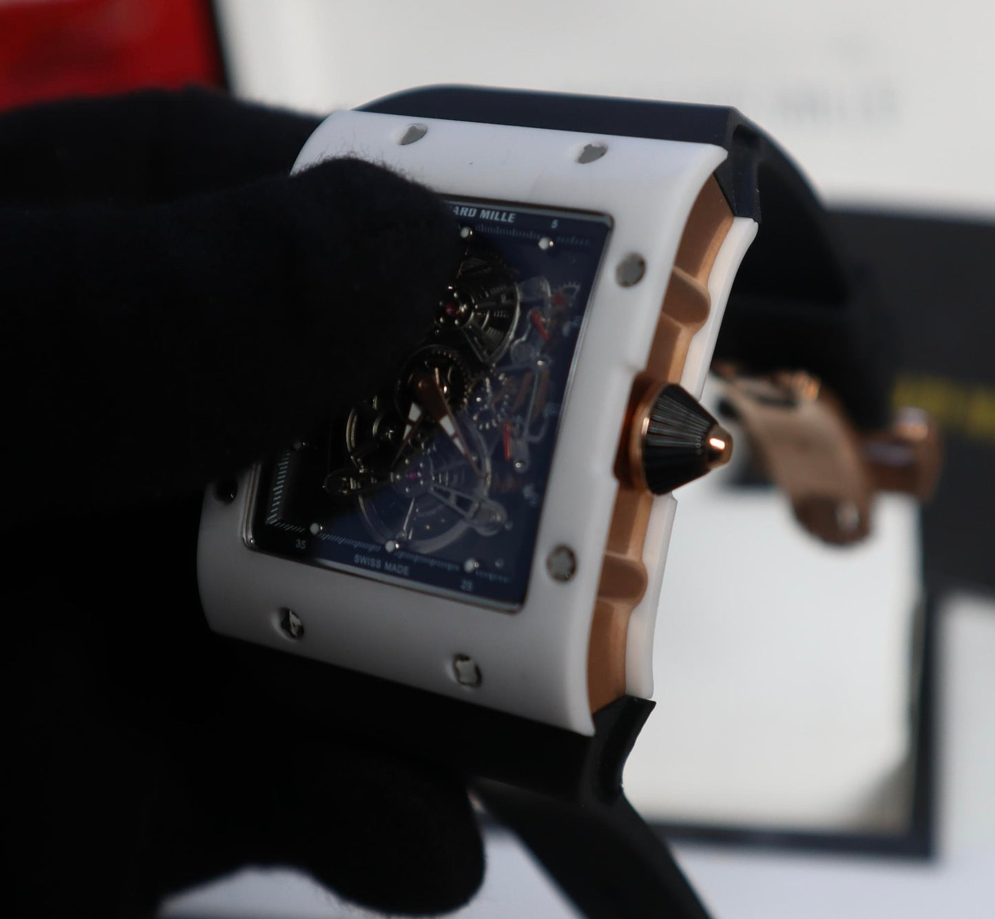 ريتشارد ميل اكسترا فلات - اصدار نادر جداً، متوفر قطعة واحدة