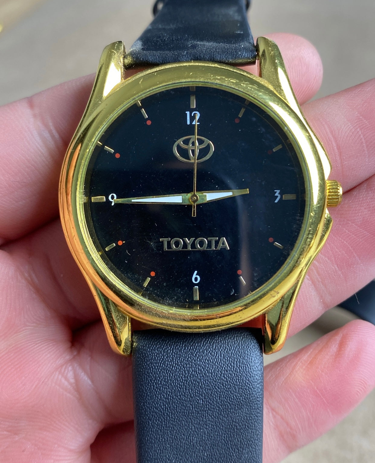 عرض ساعات تويوتا