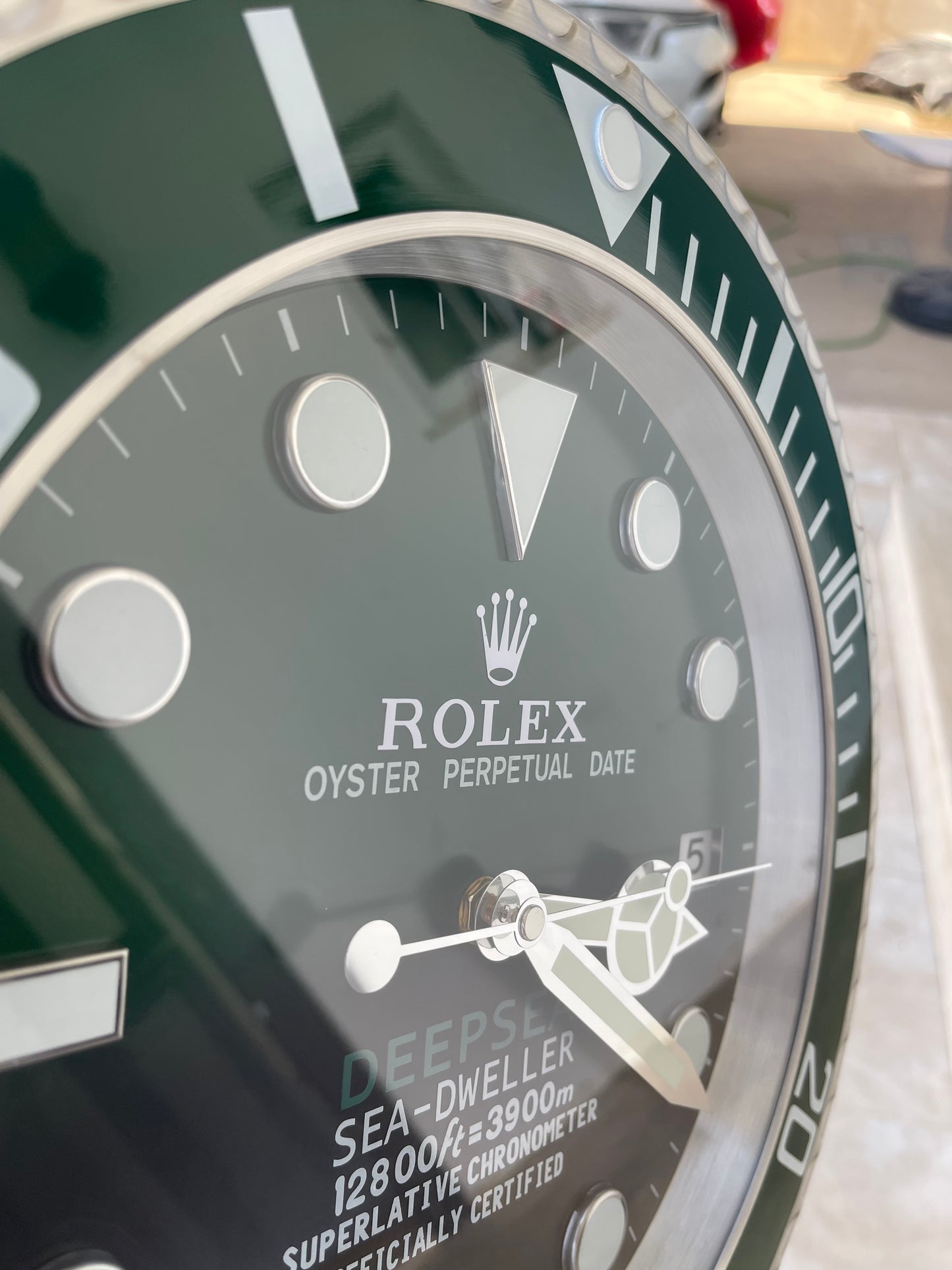 ساعة حائط رولكس ديب سي مينا اخضر اومبريه السعر ٢٠٠  دينار اردني قطعه واحده