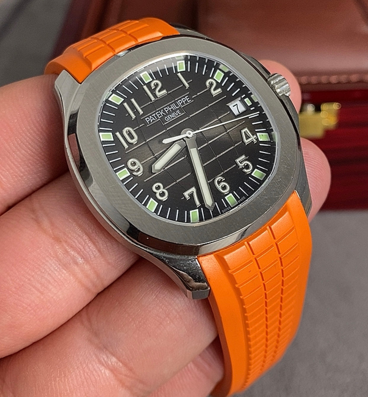 باتيك فيليب اكوا نوت ستراب اورانج- كلين طبق الأصل