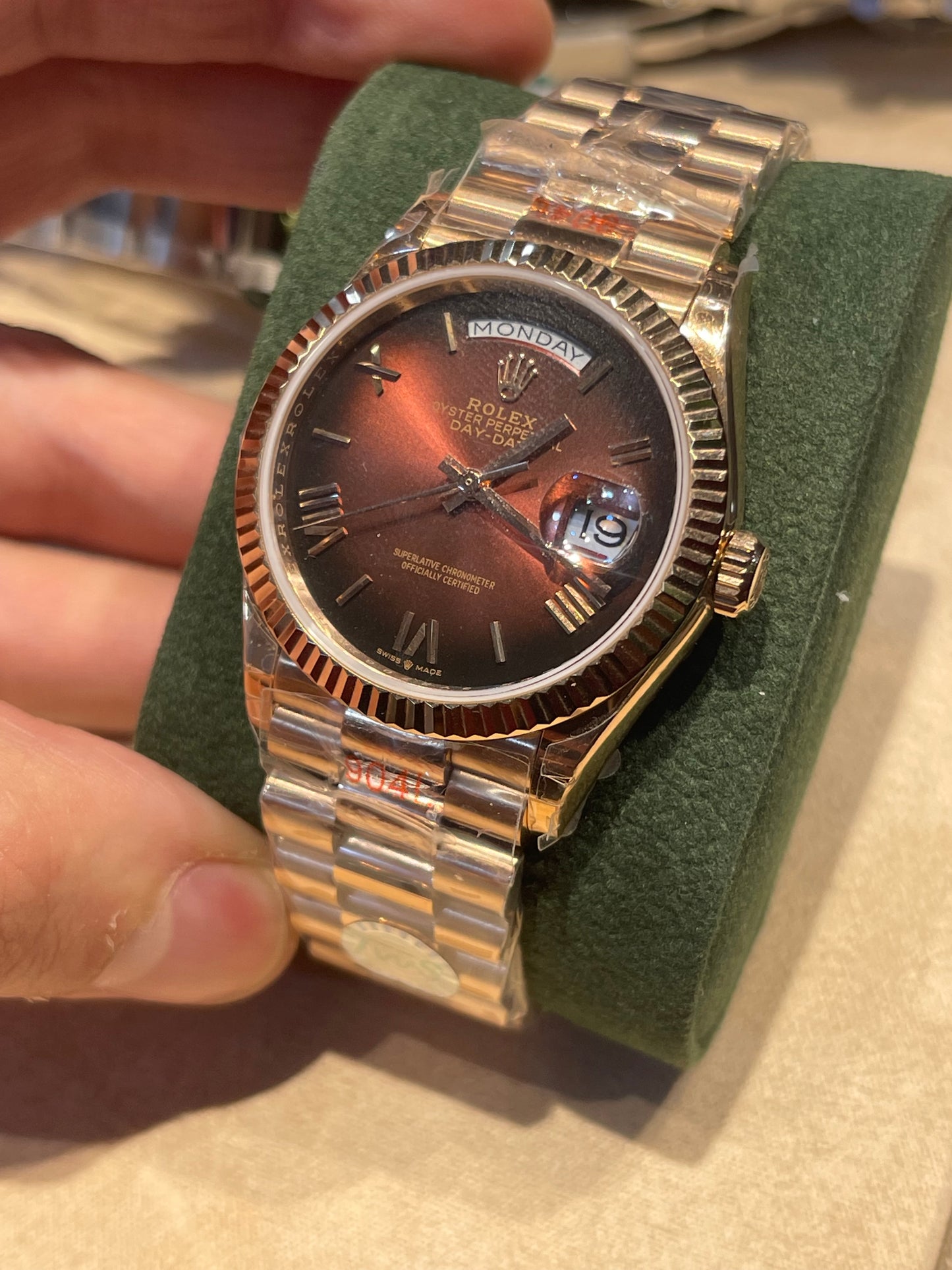 رولكس داي ديت كلين روز جولد سير بريزيدنشل