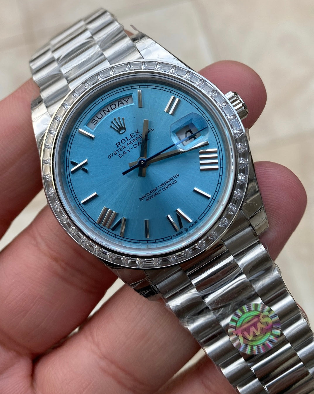رولكس داي ديت ايس بلو بيزيل ألماس - كلين طبق الأصل لا تميز عن الاصلية