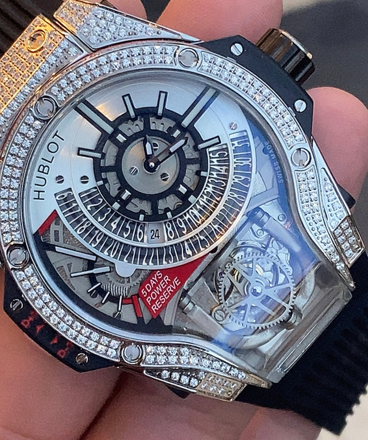هوبلوت بيجبانج فلوتينج توربيون سلڤر دايموند ( زركونيا نقي و الساعة اعلى جودة بعد الاصلية ) - صور حقيقية بالموبايل بدون تعديل (السعر بالدينار الاردني 600 دينار)