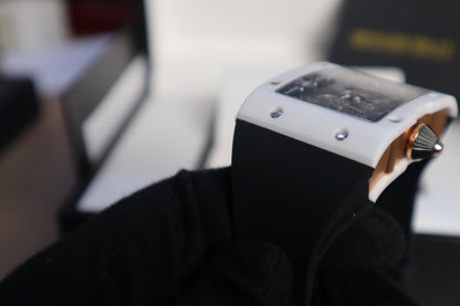 ريتشارد ميل اكسترا فلات - اصدار نادر جداً، متوفر قطعة واحدة