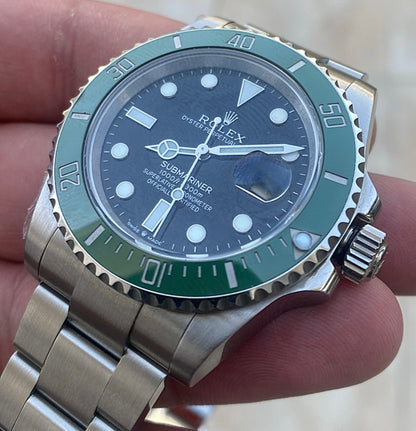رولكس سابمارينر ستاربكس كلين (السعر بالاردني 550 دينار واصلة لعمان)