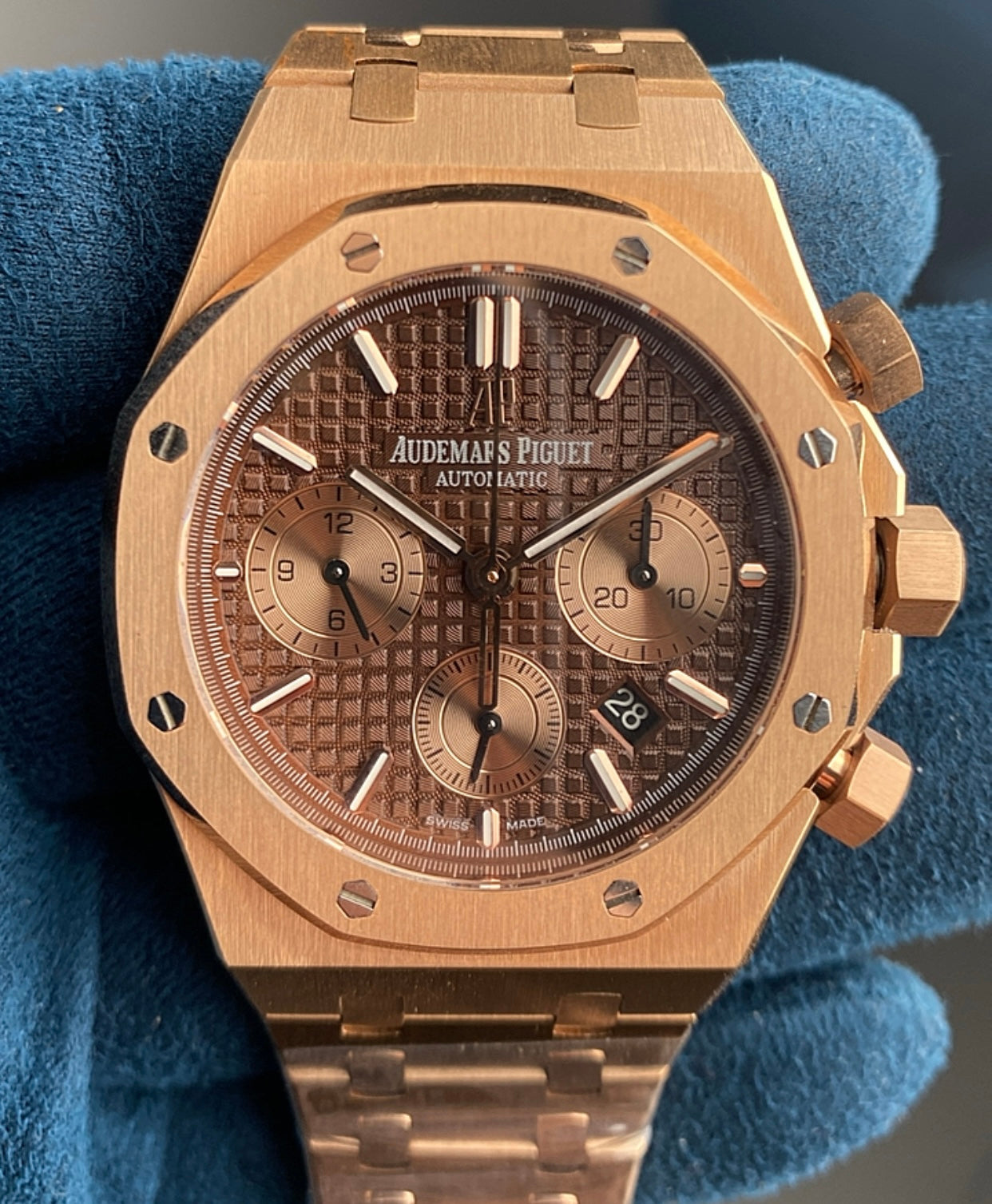 audemars piguet royal oak chronograph - كلين طبق الأصل طلاء ١٨ روز جولد ماكينة سويسري وزن متطابق و تعقيدة الكرونو