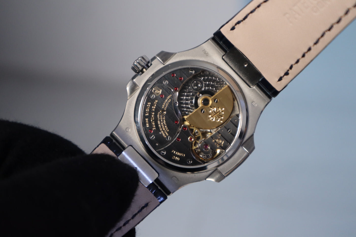 Patek Philippe Nautilus 5712 (نسخة كلين مطابقة للأصلي)