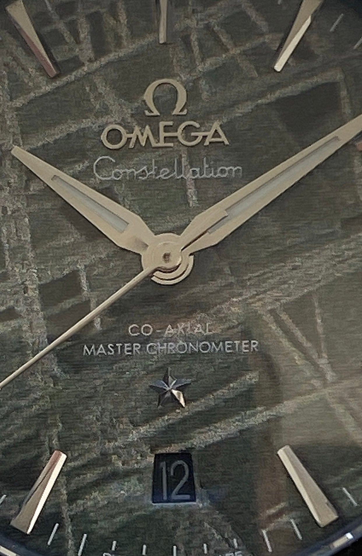 اوميجا كونستليشن كرونوميتر -ساعة سوبر كلون