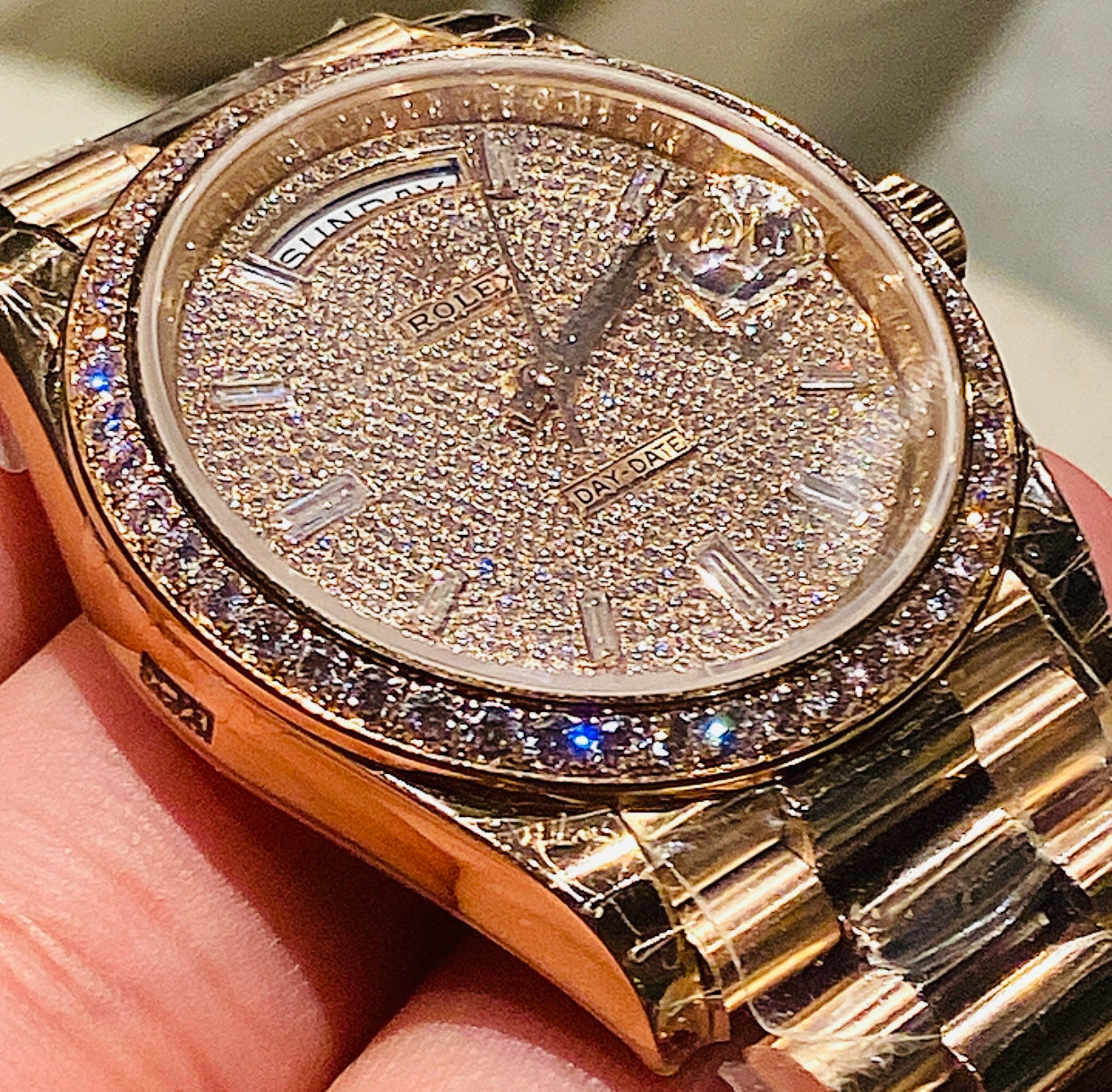 روليكس داي ديت مينا باڤيد - ساعة نادرة جدا - الساعة كليون طبق الاصل ماكينة سويسري (ووزجولد)