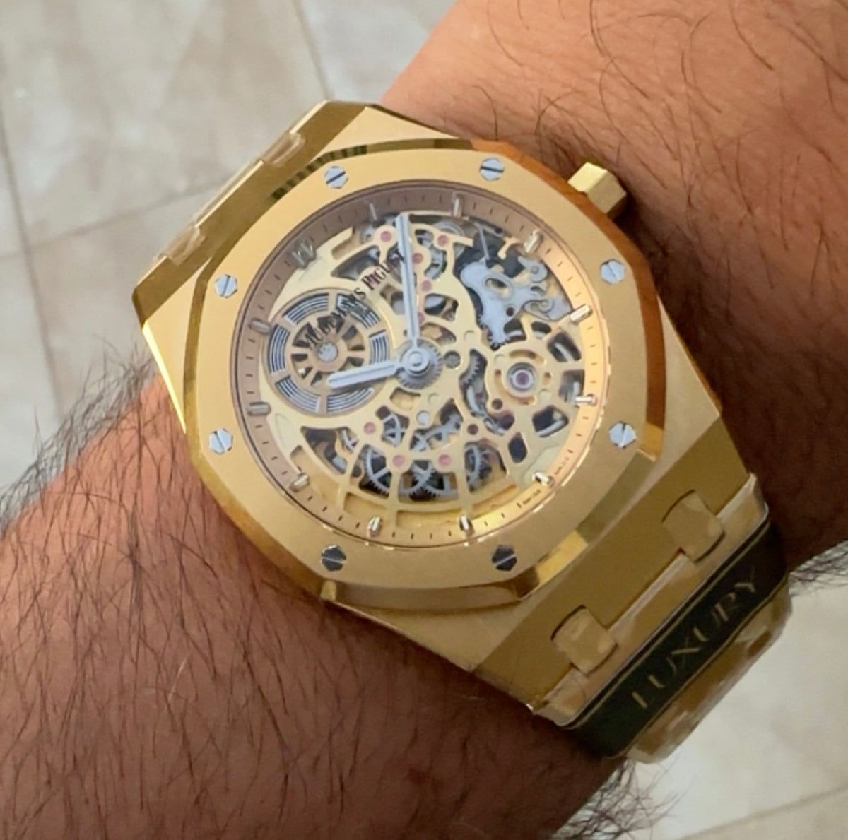 AP - Skeleton Yellow Gold
