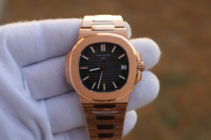 PATEK Philippe 5711- نوتلس روزجولد كلين