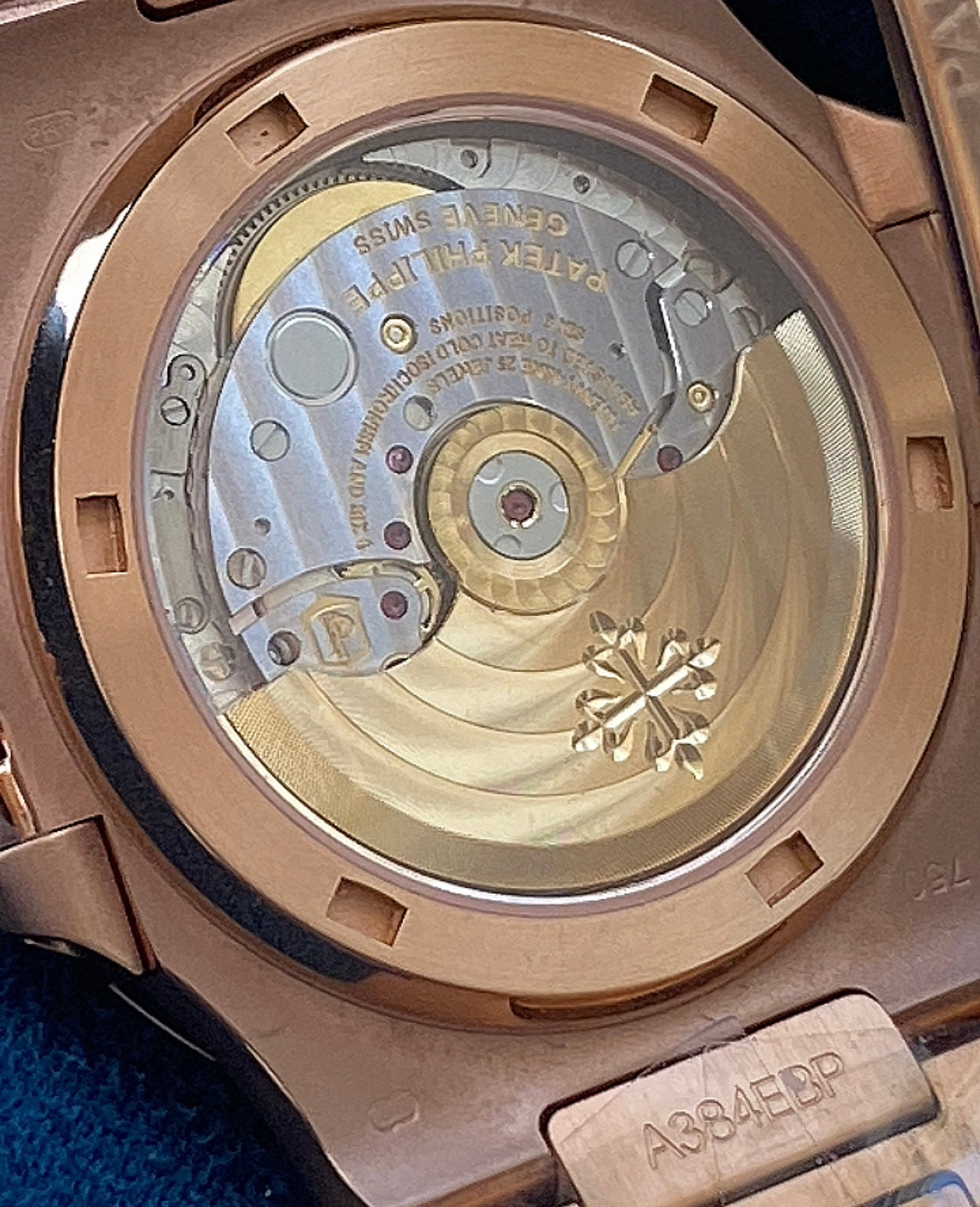 حبة واحدة كلين - باتيك فيليب نوتلس ٥٧١١ كلين طبق الأصل روززجولد