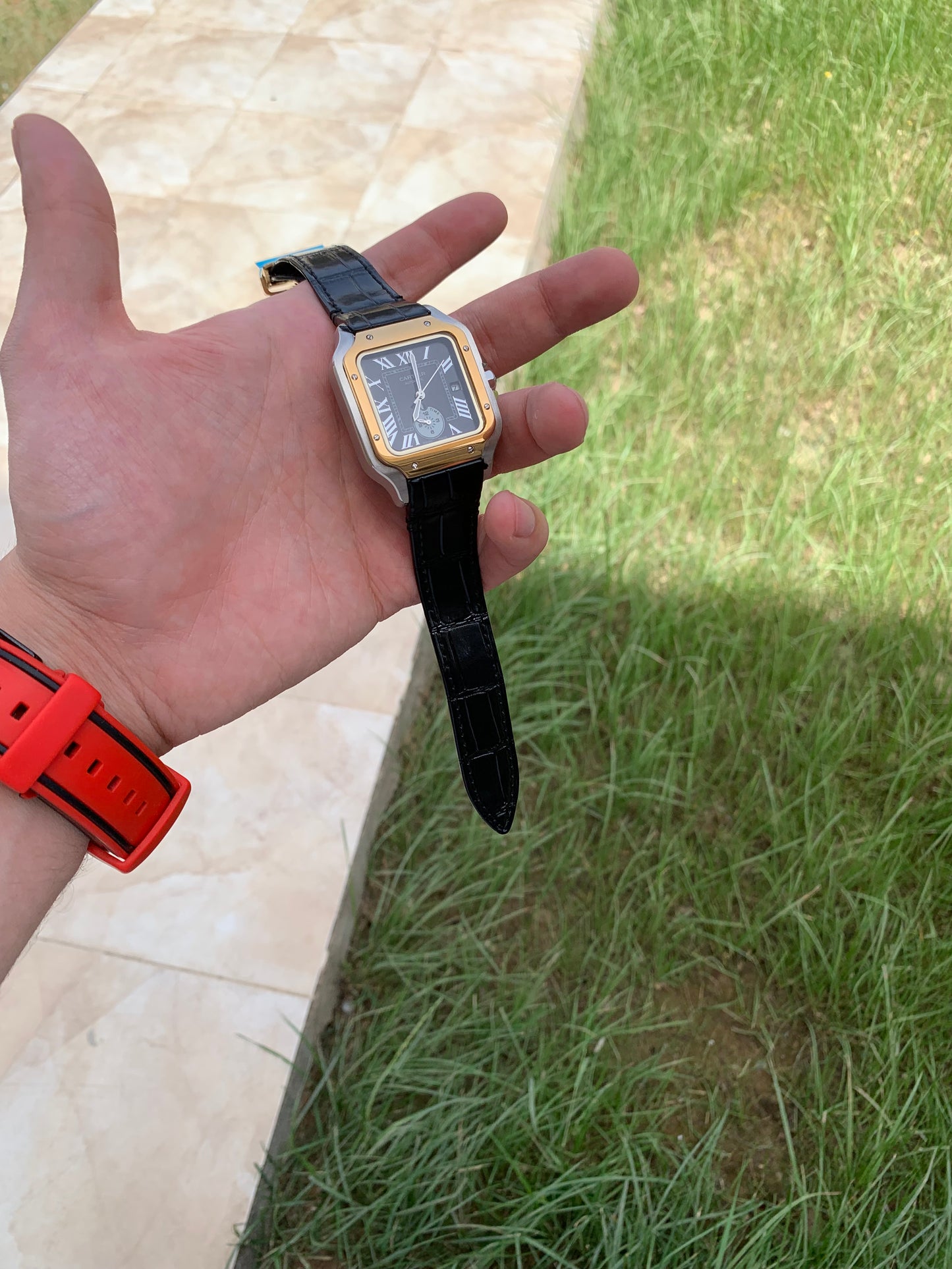 السعر بالدينار الاردني 200 دينار - ساعة كارتير كلاسيكيه سويس ميد ارقام لاتينية