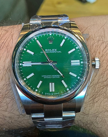 رولكس اويستر بربيتشوال مينا اخضر - مصنع اي دبليو اي طبق الاصلية لا تفرق