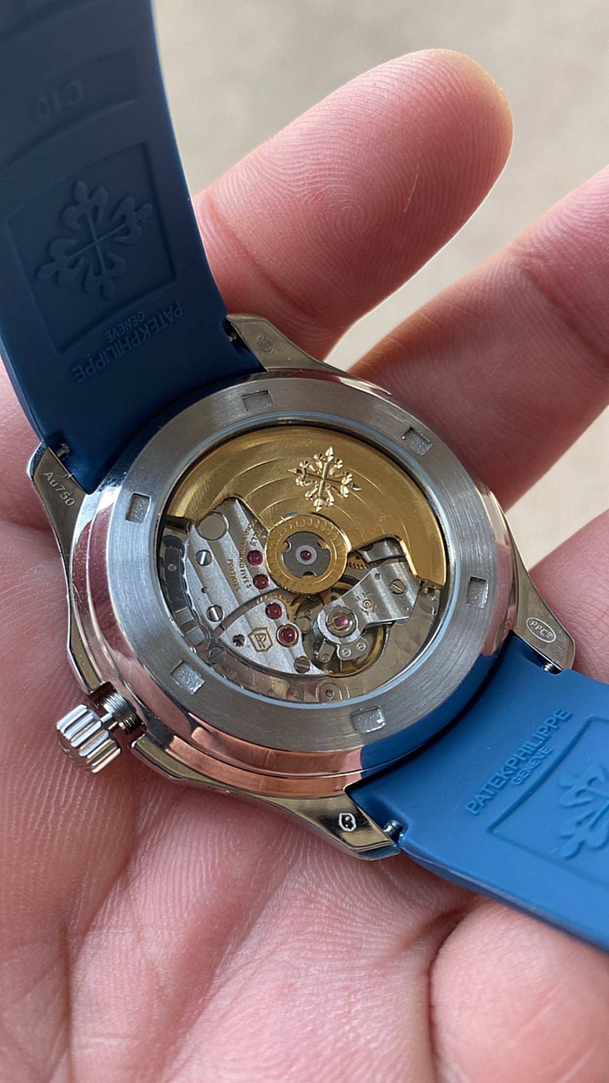 PATEK Philippe aquanaut- باتيك فيليب اكوا نوت كاليندر كلين طبق الأصل