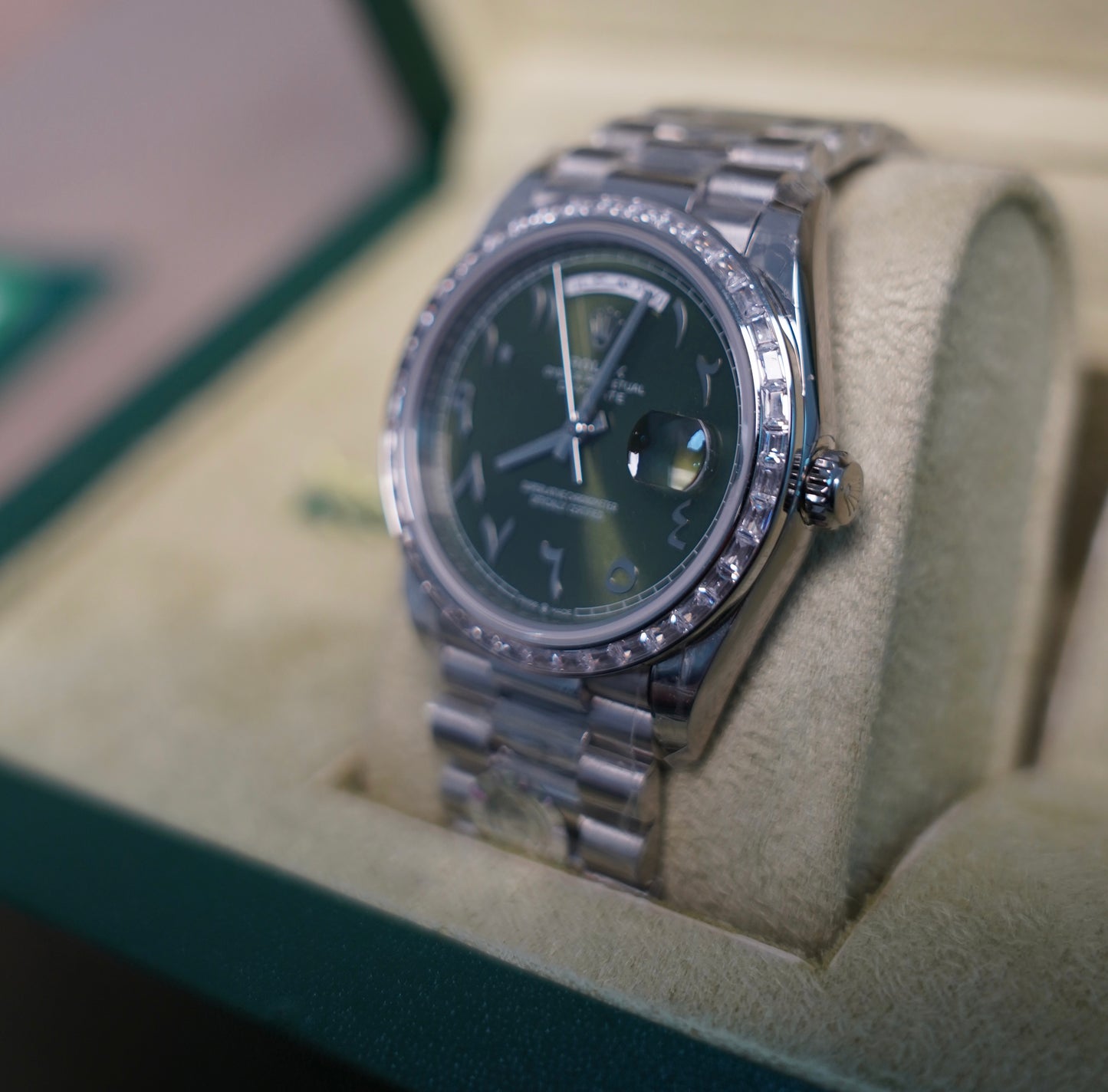 40 mm رولكس داي ديت دايموند عربي مينا اخضر اومبريه زيتوني - كلين تايتل