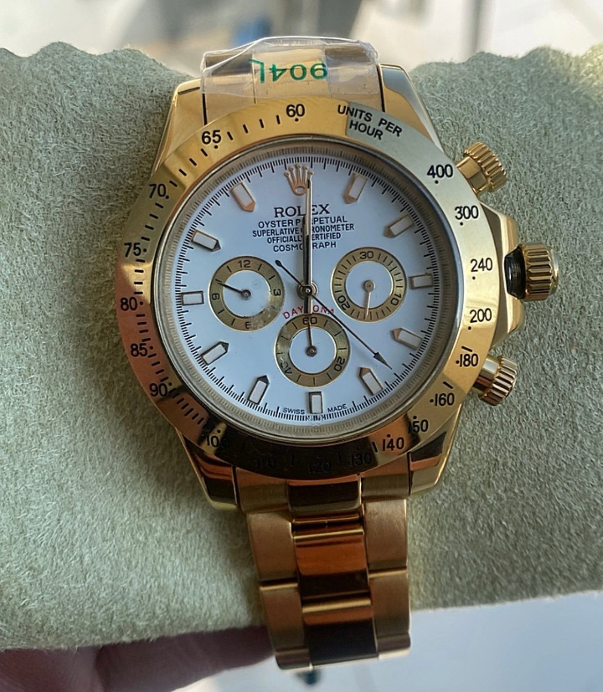 دايتونا ذهبي مينا ابيض - كلين تايتل