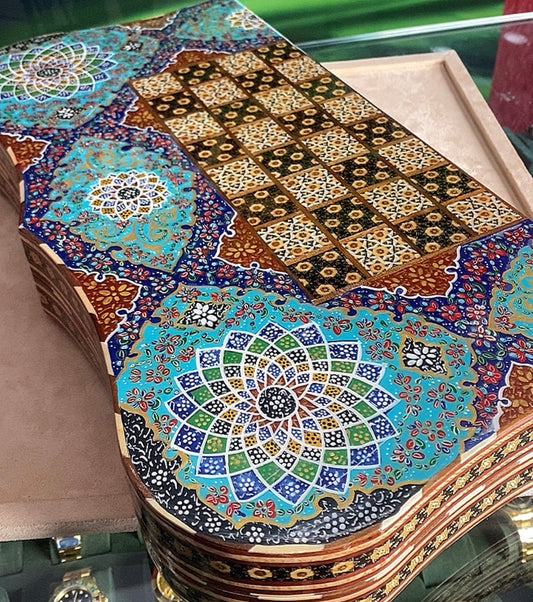تحفة فنية صناعة يدوية - طاولي و شطرنج رسمة واحدة فقط يعني الحبة الوحيدة في العراق - احجار الطاولي و الشطرنج صناعة يدوي  بادق التفاصيل (t3)
