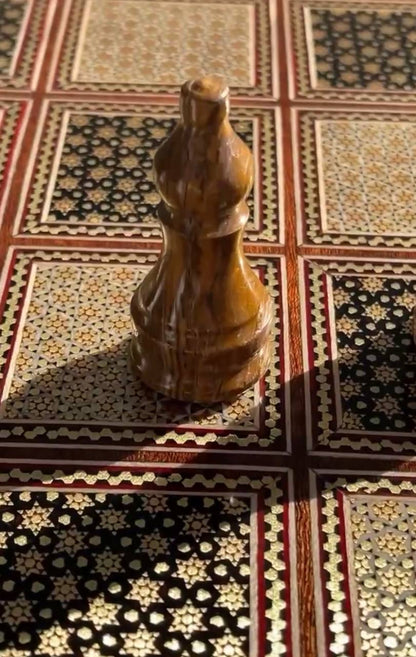 طاولي و شطرنج صناعة يدوية احجار مرمر ، اكبر حجم في العراق( الجنود براص وليس بلاستيك)