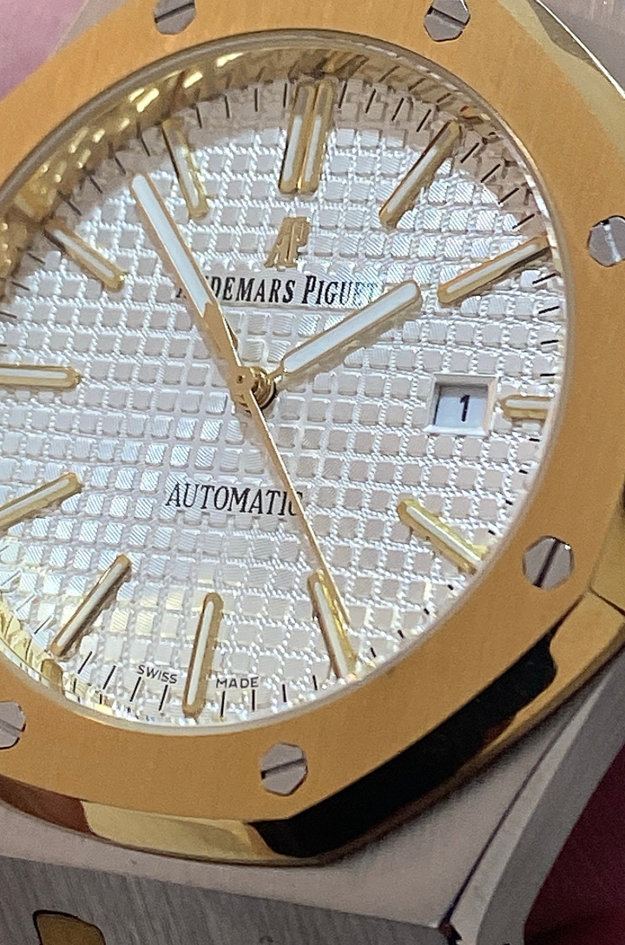 AP Royal Oak titaniumGold (كلين تايتل)sold out