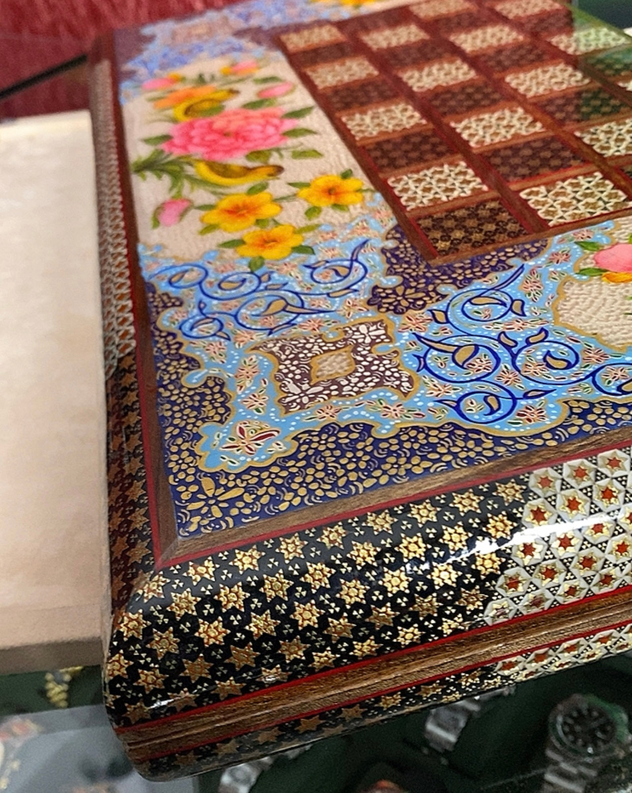 تحفة فنية صناعة يدوية - طاولي و شطرنج رسمة واحدة فقط يعني الحبة الوحيدة في العراق - احجار الطاولي و الشطرنج صناعة يدوي  بادق التفاصيل (t2)