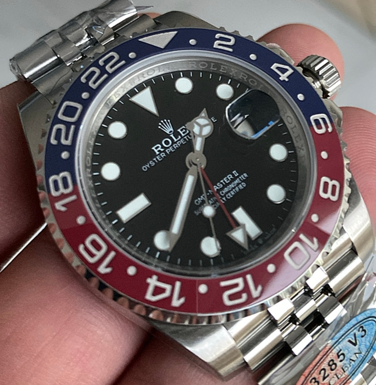 السعر بالاردني ٥٥٠ دينار رولكس ببسي كلين طبق الاصل - شباب حبة ما تميزها عن الأصل