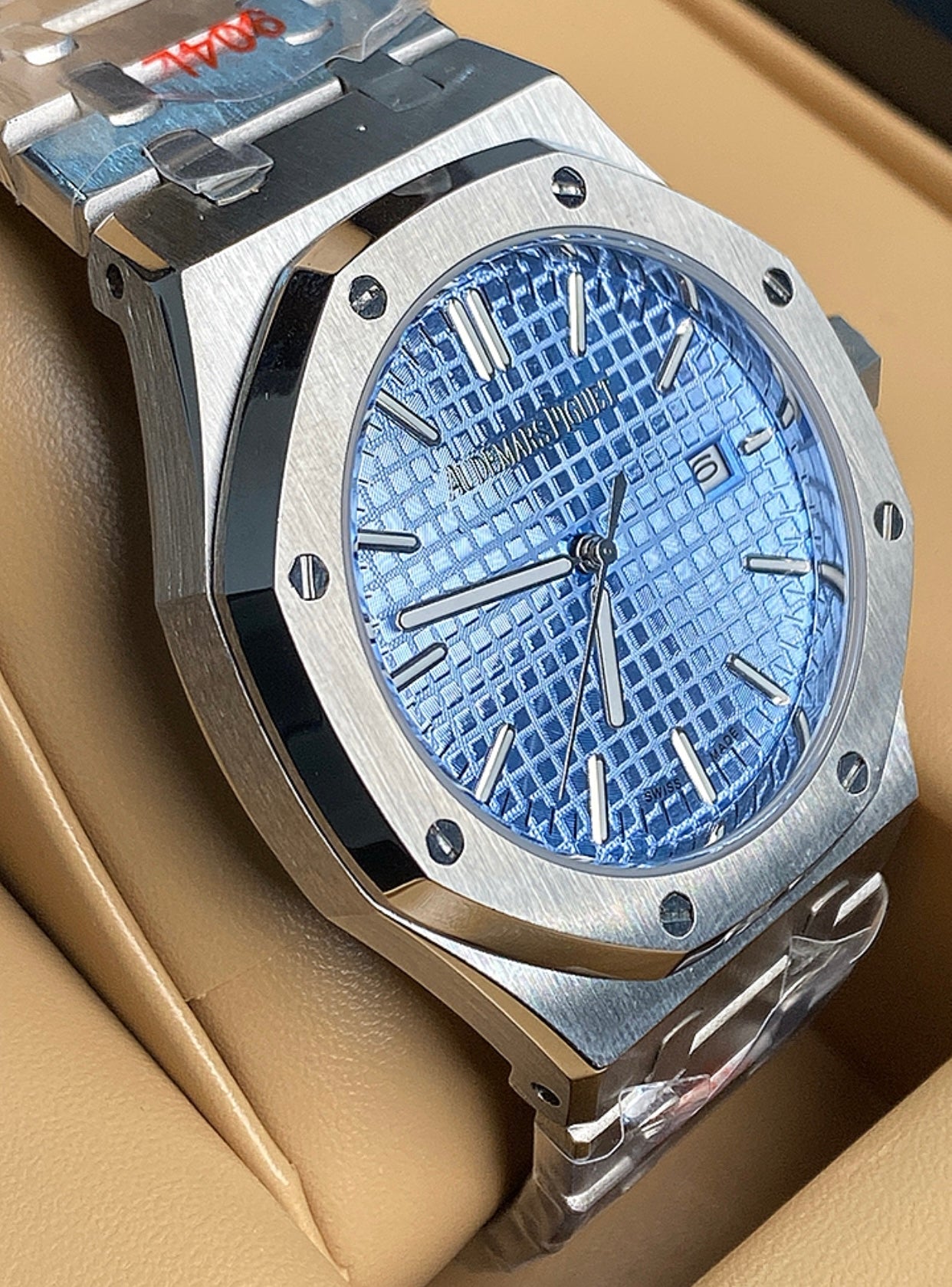 Audemars Pigue  Royal Oak Skyblue  41 mm (كلين تايتل)