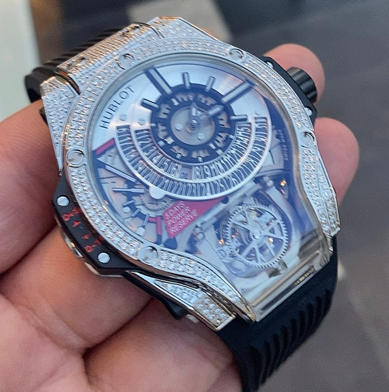 هوبلوت بيجبانج فلوتينج توربيون سلڤر دايموند ( زركونيا نقي و الساعة اعلى جودة بعد الاصلية ) - صور حقيقية بالموبايل بدون تعديل (السعر بالدينار الاردني 600 دينار)