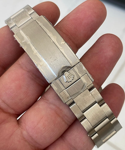 رولكس سابمارينر اسود ريفرنس جديد - كلين ماكينة سويسري و نفس المواد الخام متوفر قطععة مع كامل مرفقاتها