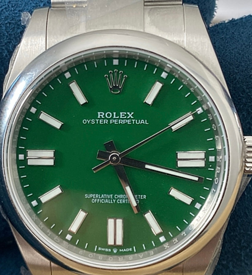 Rolex Oyster Perpetual 41 - الساعة اعلى جودة موجودة طبق الاصل بكامل التفاصيل رقم تسلسلي حقيقي و متكينة متطابقة