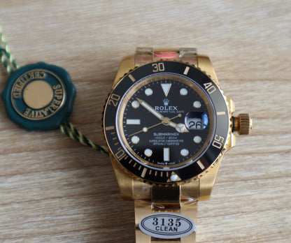 Rolex Submariner Yellow Gold - قطعة واحدة كلين