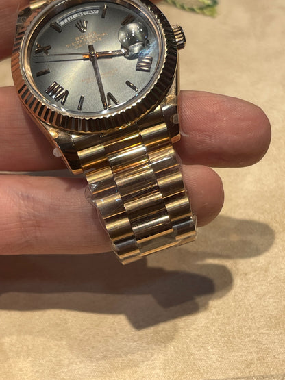 رولكس داي ديت كلين روز جولد سير بريزيدنشل