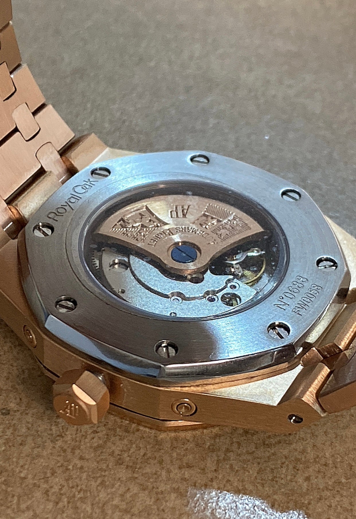 AP Royal Oak Calendar rose gold 41 mm - Clone - قطعة واحدة