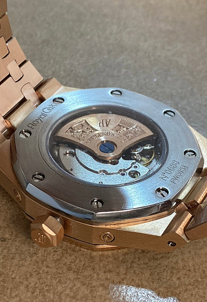 AP Royal Oak Calendar rose gold 41 mm - Clone - قطعة واحدة