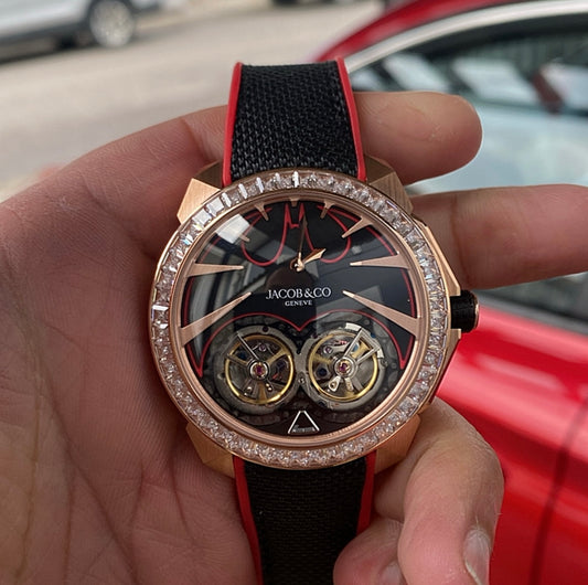 جاكوب اند كو باتمان لون احمر و اسود  (السعر بالدينار الاردني 550)