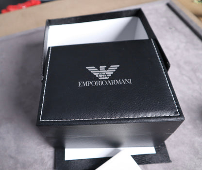 ساعة ارماني جراند ماستر - حبة واحدة من كل لون