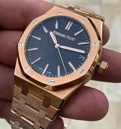 AP ROYAL OAK - رويال اوك كلين اعلى جودة- روز جولد  (السعر بالاردني 550 دينار واصلة لعمان)