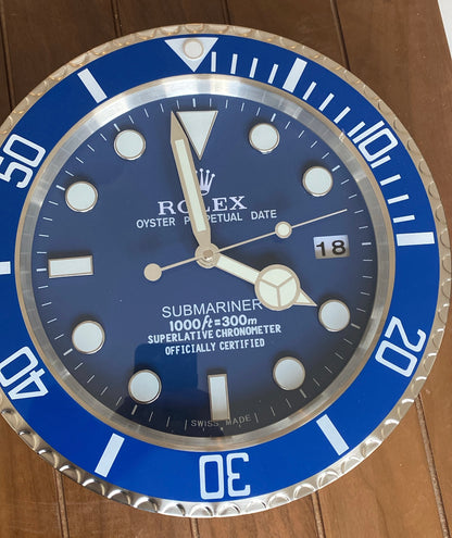 ساعه رولكس سميرف لون ازرق جداريه