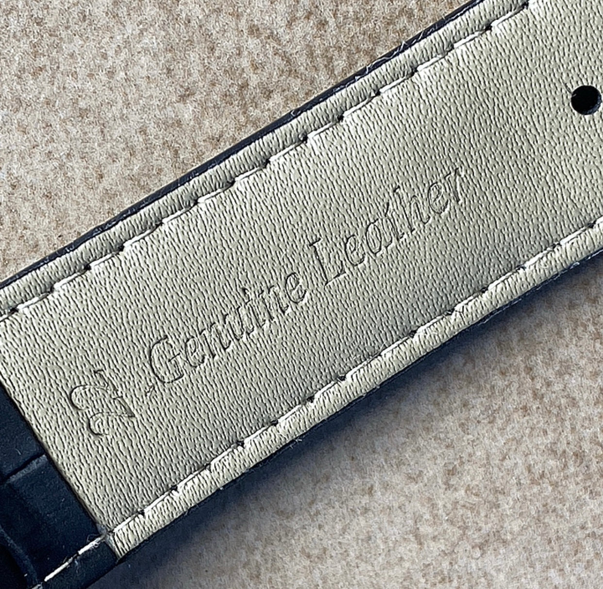 ساعة اكوالاسك ماكينة سويسرية اوتوماتك ويندنج - قطعتين ويا كارد الكفالة المختوم