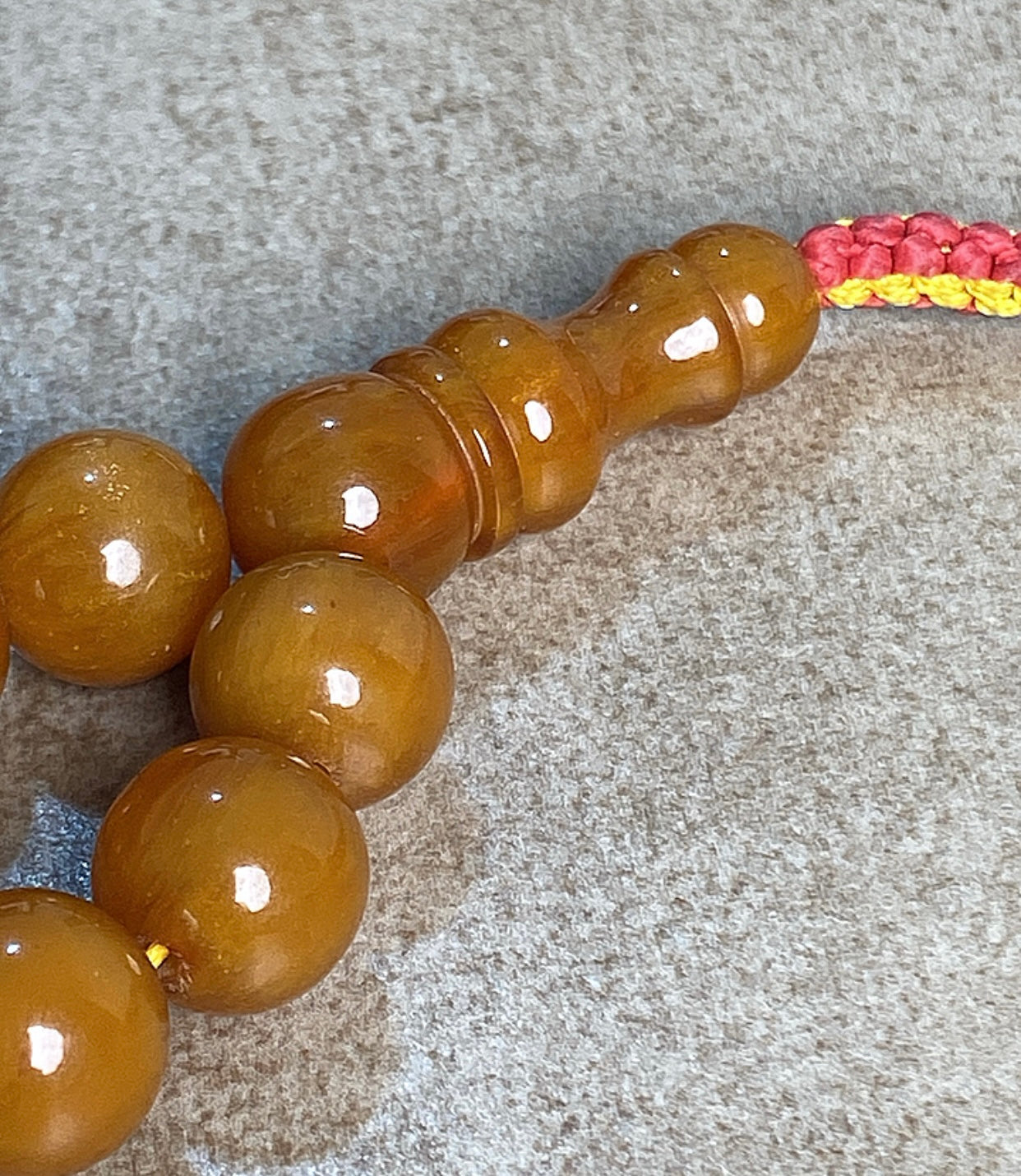 سبحة حجر سندلوس نقي ١٠٠٪؜  S21- متوفر قطعة واحدة من هذا التصميم